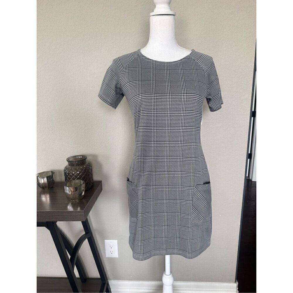 New Look Houndstooth Short Sleeve Pocket Dress